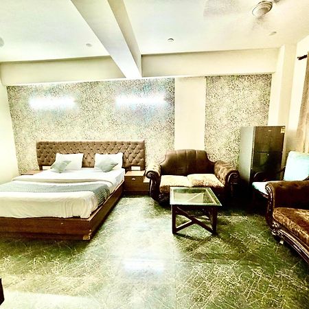 Hotel Pushpanjali نيودلهي المظهر الخارجي الصورة